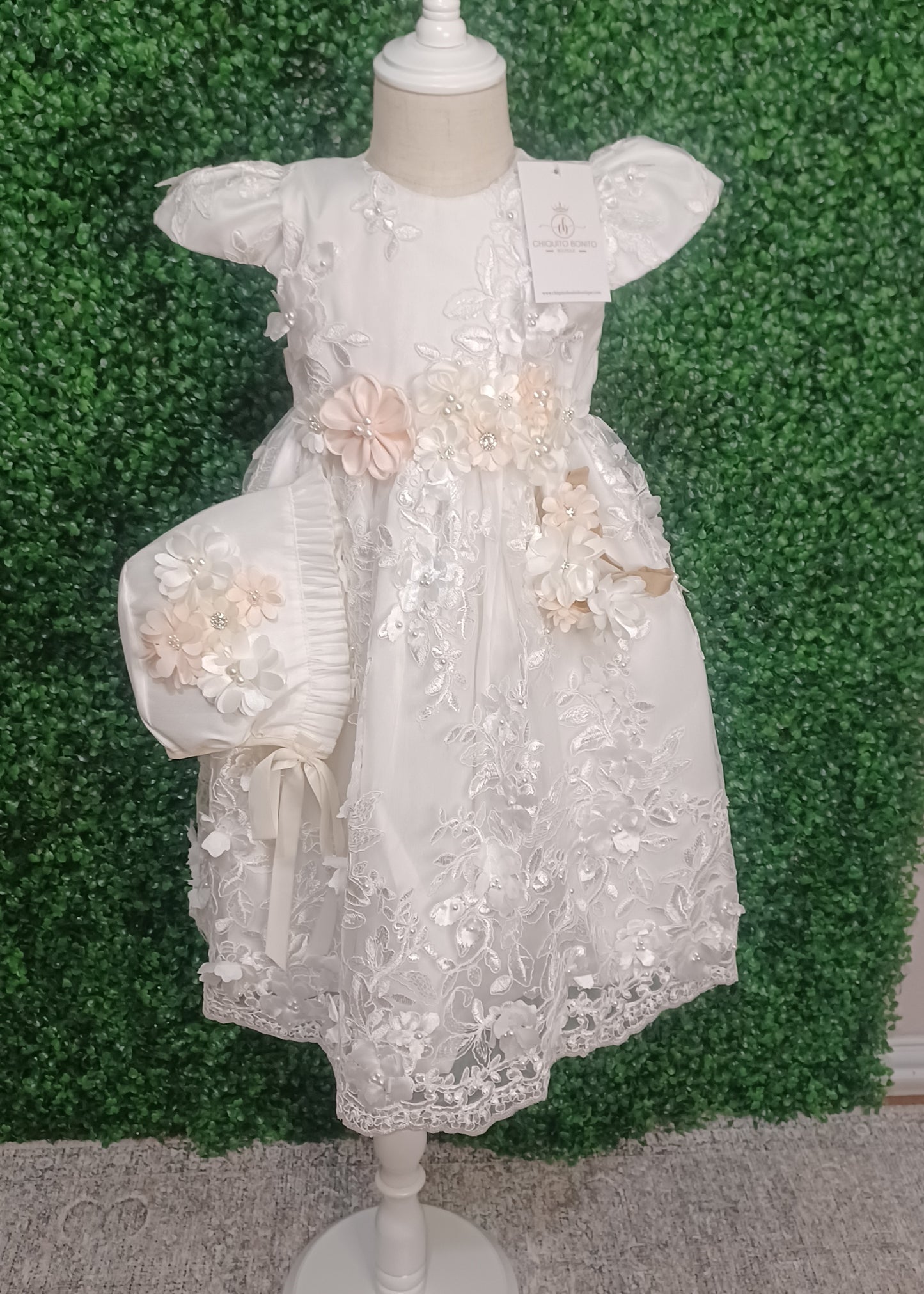 Model Cari Dress